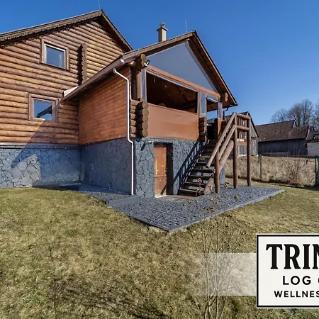 Hébergement de vacances Trinity Log Wellness *